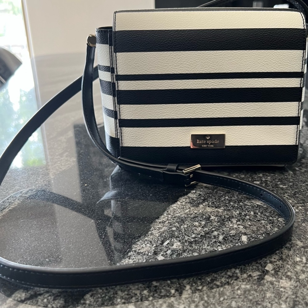 Kate Spade like new cross body